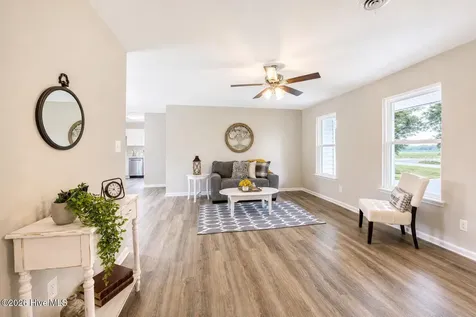 538 Waters Road Jacksonville NC 28546