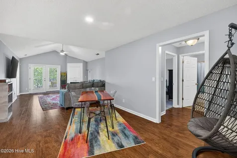 5004 Hunters Trail Wilmington NC 28405