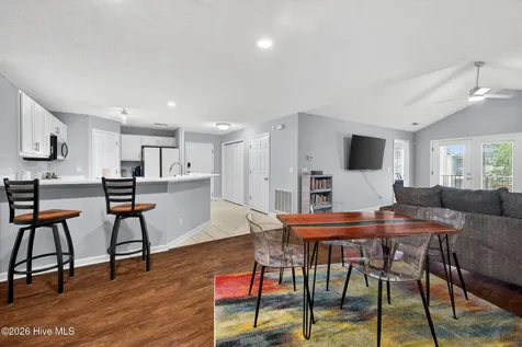 5004 Hunters Trail Wilmington NC 28405