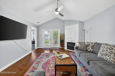 5004 Hunters Trail Wilmington NC 28405