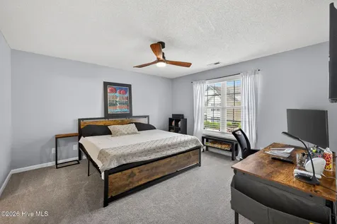 5004 Hunters Trail Wilmington NC 28405