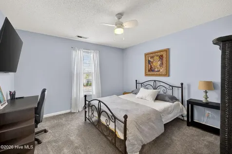 5004 Hunters Trail Wilmington NC 28405