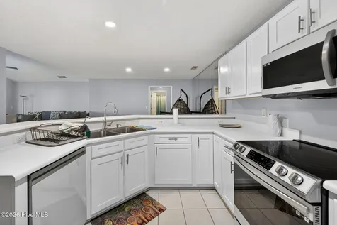 5004 Hunters Trail Wilmington NC 28405