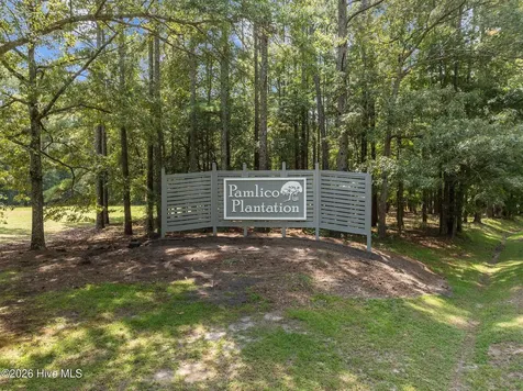204 Live Oak Lane Washington NC 27889