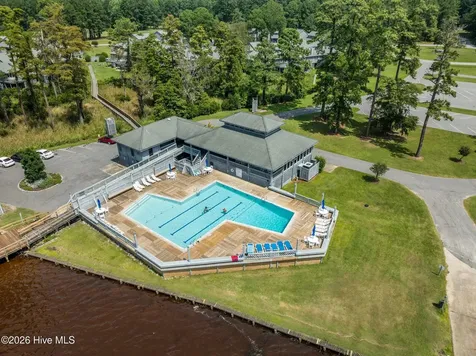 204 Live Oak Lane Washington NC 27889
