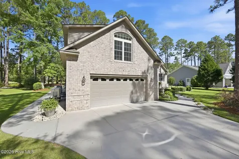 904 Muirfield Place New Bern NC 28560