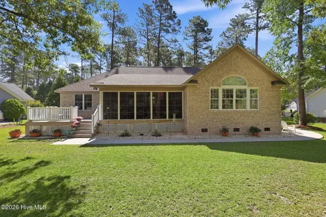 904 Muirfield Place New Bern NC 28560