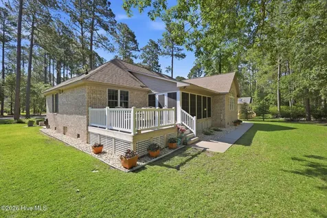 904 Muirfield Place New Bern NC 28560