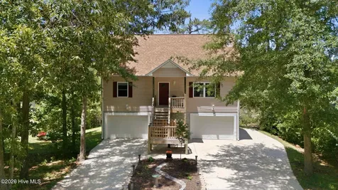 913 Hearthside Court New Bern NC 28560