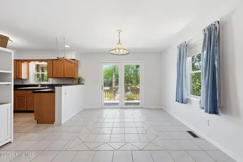 913 Hearthside Court New Bern NC 28560