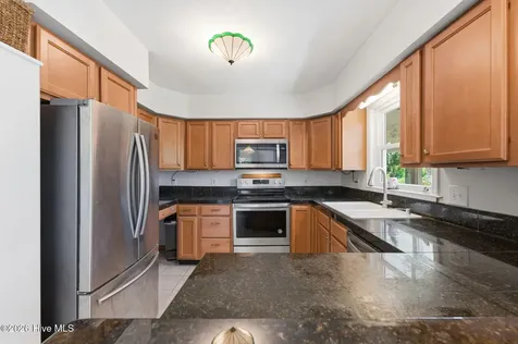 913 Hearthside Court New Bern NC 28560