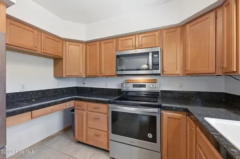 913 Hearthside Court New Bern NC 28560