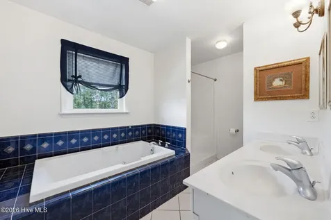 913 Hearthside Court New Bern NC 28560