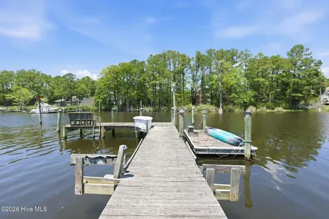 913 Hearthside Court New Bern NC 28560
