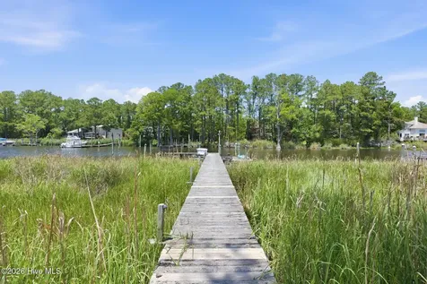 913 Hearthside Court New Bern NC 28560
