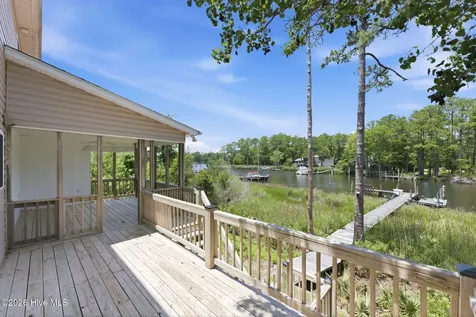 913 Hearthside Court New Bern NC 28560