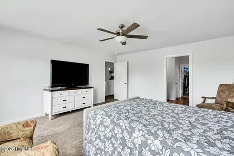 1054 S Fisher King Drive SE Bolivia NC 28422