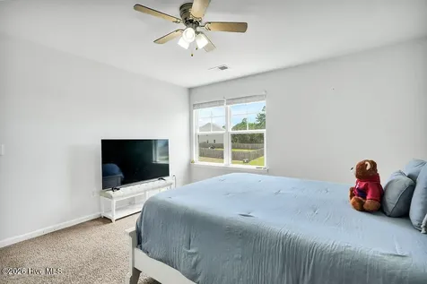 1054 S Fisher King Drive SE Bolivia NC 28422