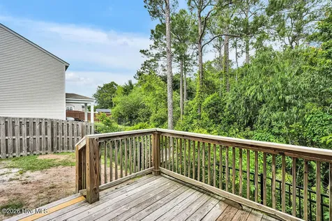 1054 S Fisher King Drive SE Bolivia NC 28422