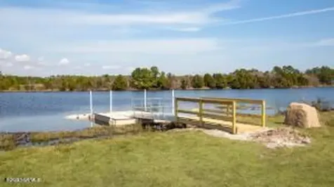 1054 S Fisher King Drive SE Bolivia NC 28422