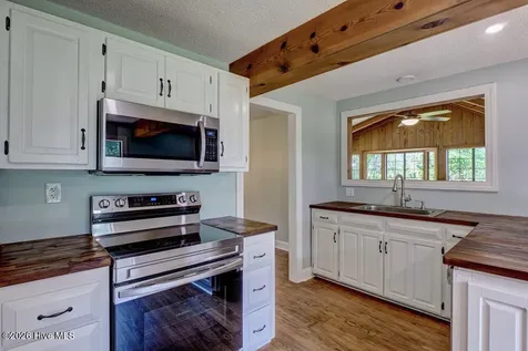 206 Long Leaf Road Sneads Ferry NC 28460