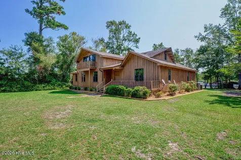 206 Long Leaf Road Sneads Ferry NC 28460