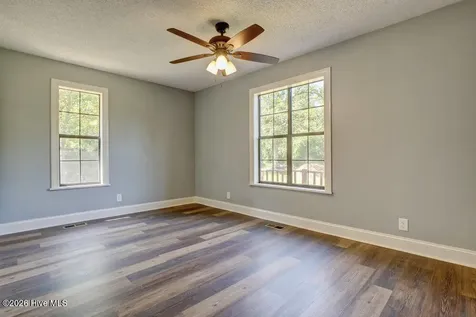 206 Long Leaf Road Sneads Ferry NC 28460