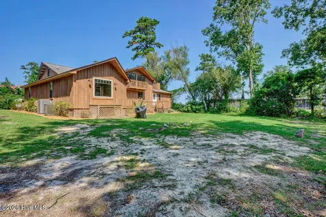 206 Long Leaf Road Sneads Ferry NC 28460
