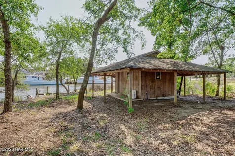 206 Long Leaf Road Sneads Ferry NC 28460