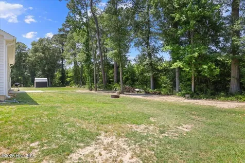 5816 Boldt Drive La Grange NC 28551