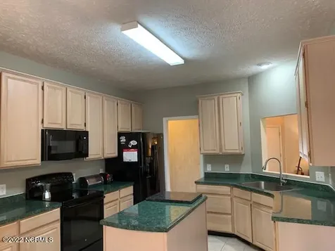 85 Sawmill Road W Pinehurst NC 28374