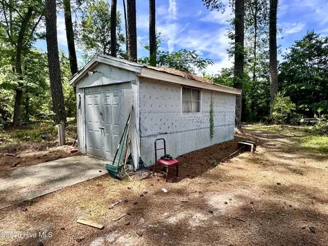 518 Jamestown Road Windsor NC 27983