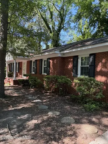802 Forest Hill Circle Greenville NC 27858