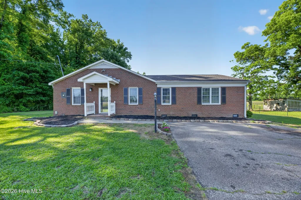 2489 Pocosin Road Ayden NC 28513