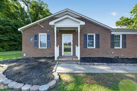2489 Pocosin Road Ayden NC 28513