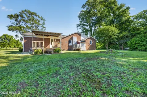 2489 Pocosin Road Ayden NC 28513