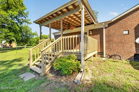 2489 Pocosin Road Ayden NC 28513