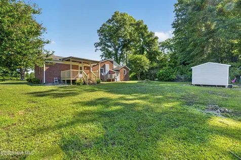 2489 Pocosin Road Ayden NC 28513