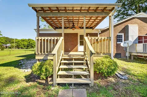 2489 Pocosin Road Ayden NC 28513