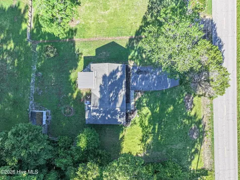2489 Pocosin Road Ayden NC 28513