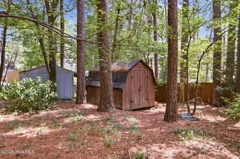 555 S Valley Road Southern Pines NC 28387
