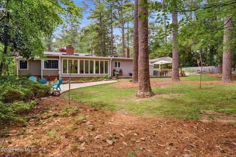 555 S Valley Road Southern Pines NC 28387