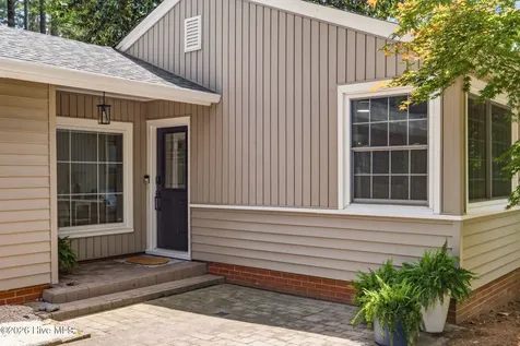 555 S Valley Road Southern Pines NC 28387