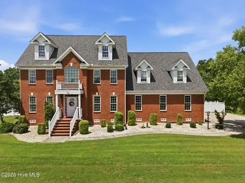 196 Richard Lee Drive Greenville NC 27858