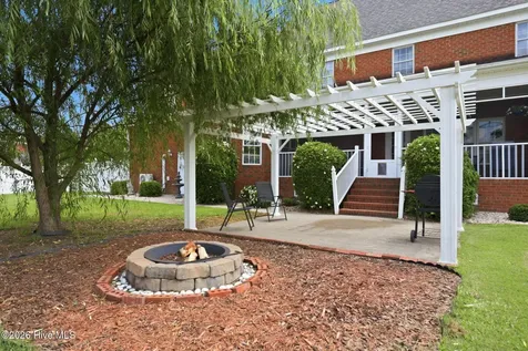 196 Richard Lee Drive Greenville NC 27858