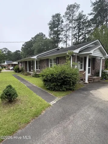 209 Oak Drive Washington NC 27889