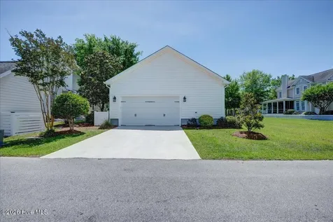 4002 Harkers Way New Bern NC 28562