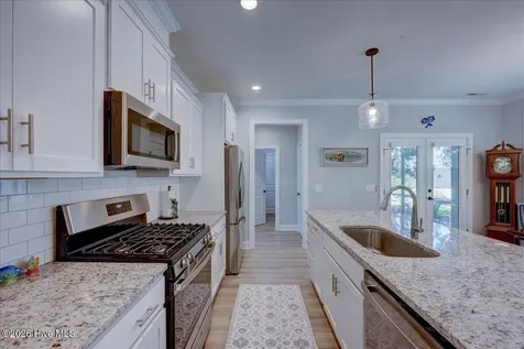 4002 Harkers Way New Bern NC 28562