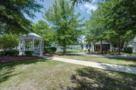 4002 Harkers Way New Bern NC 28562