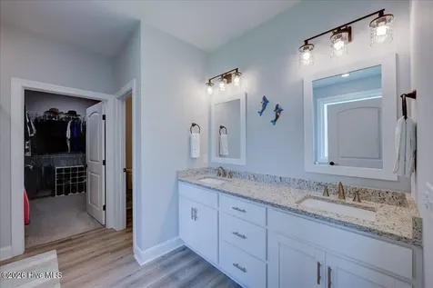 4002 Harkers Way New Bern NC 28562